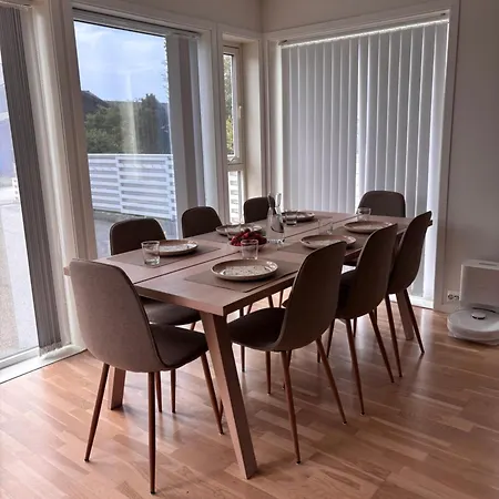 Semesterbostad Ons 2026 Comfortable House For Business Guests Sola
